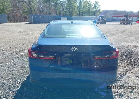 2025 Toyota Camry Le from USA, damaged, VIN 4T1DAACK7SU023039